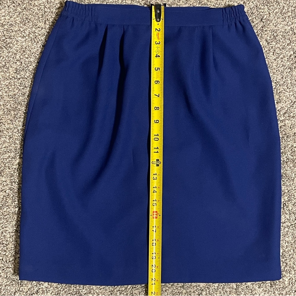 NEW Executive Collection Suit - Picture 9 of 16